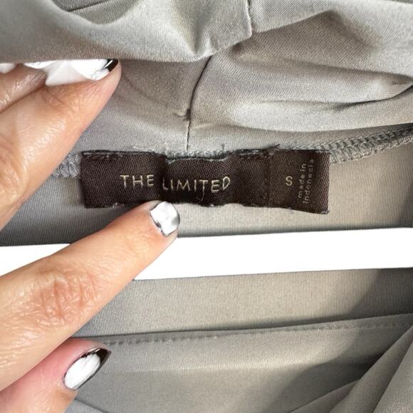 The Limited Gray Cowl Neck Short Sleeve Shirt - Picture 2 of 7